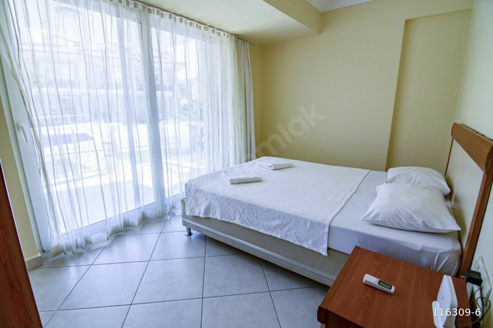 Antalya Konyaaltı Denize Sıfır Kiralık 3+1 Full Eşyalı Daire MM-25